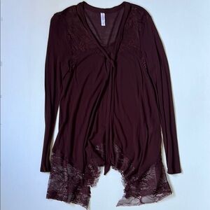 Xhilaration burgundy lace top